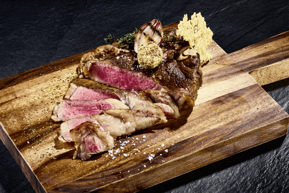 Spanien Angus Cebon T - Bone Steak - fleisch.de